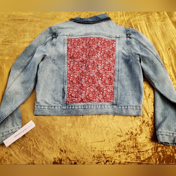 Jean Jacket Classic with Bandana Patch - Picture 11 of 15